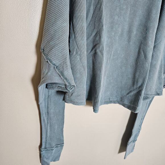 NWOT We The Free  Microphone Drop Thermal Oversized Slouchy Thumbholes Sz Medium - Picture 6 of 15